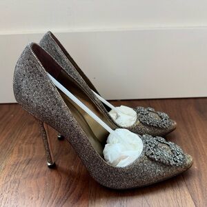 Manolo Blahnik Hangisi Crystal Pumps US 8